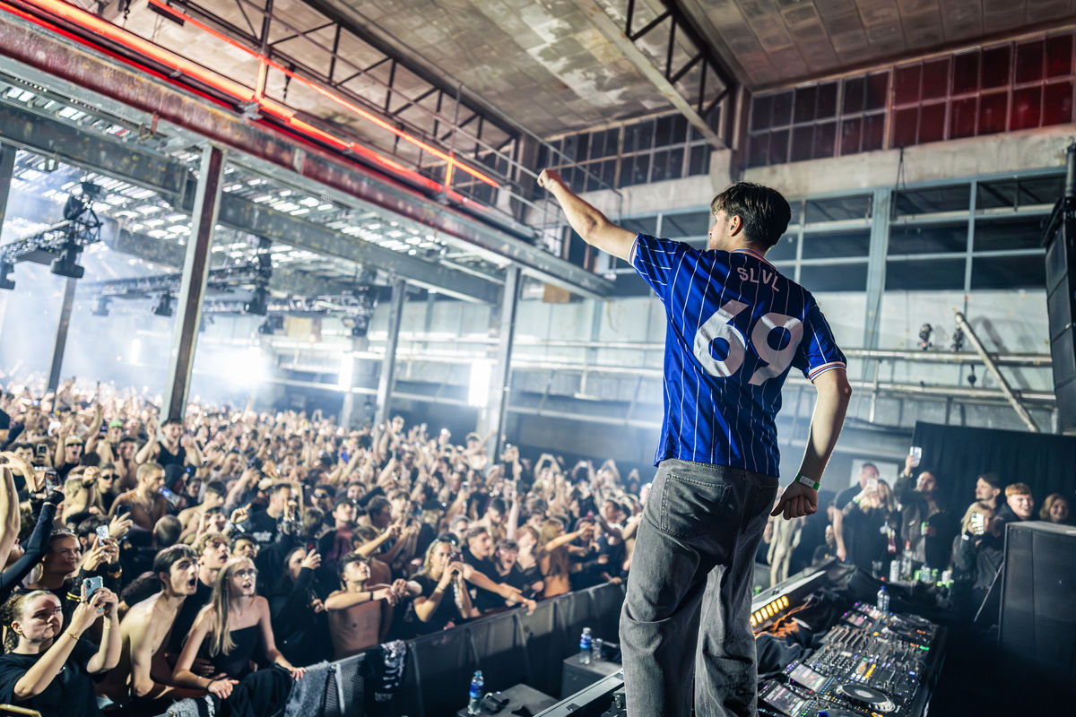 Loading... just a sec